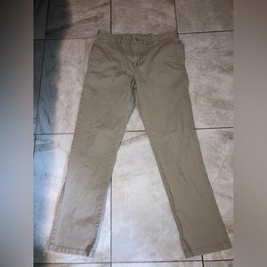 Old Navy Khaki Pants Ultimate Slim Fit 32X32